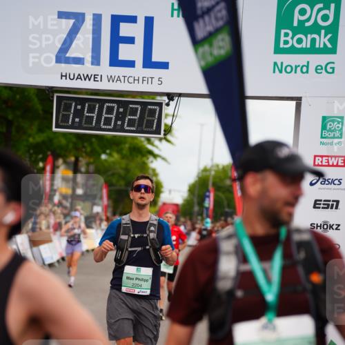 20.09.2026 - PSD Bank Halbmarathon LAZAROV Photography http://msf.ph/oto/10510059 20.09.2026 11:48:27 Ziel 1123, 2204, 3005, 4253, 4311, 4526 meine-sportfotos.de