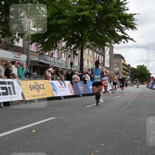 20.09.2026 - PSD Bank Halbmarathon J. Mangold http://msf.ph/oto/10510128 20.09.2026 11:34:56 Ziel 1195, 1327, 1377, 1673, 1708, 1930, 2159, 2352, 3001, 3067 meine-sportfotos.de
