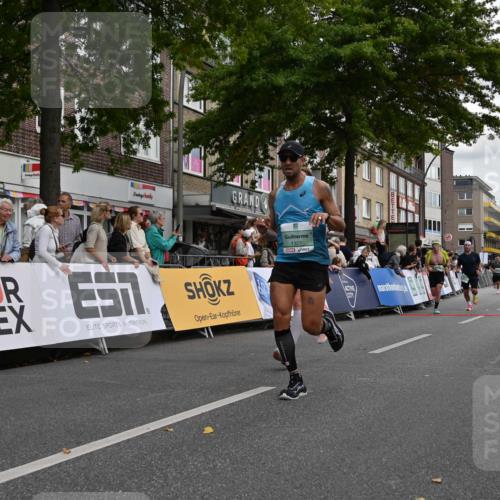 20.09.2026 - PSD Bank Halbmarathon J. Mangold http://msf.ph/oto/10510152 20.09.2026 11:34:57 Ziel 1195, 1327, 1377, 1673, 1708, 1930, 2159, 2352, 3001, 3067 meine-sportfotos.de