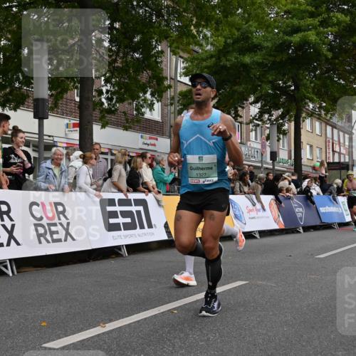 20.09.2026 - PSD Bank Halbmarathon J. Mangold http://msf.ph/oto/10510159 20.09.2026 11:34:57 Ziel 1195, 1327, 1377, 1673, 1708, 1930, 2159, 2352, 3001, 3067 meine-sportfotos.de