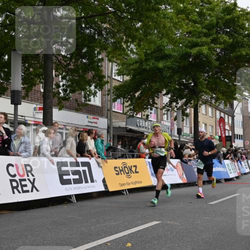 20.09.2026 - PSD Bank Halbmarathon J. Mangold http://msf.ph/oto/10510170 20.09.2026 11:34:59 Ziel 1050, 1195, 1327, 1377, 1673, 1708, 2352, 3001, 3067 meine-sportfotos.de