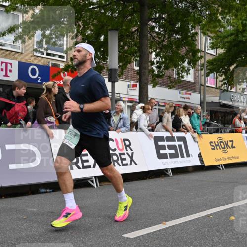 20.09.2026 - PSD Bank Halbmarathon J. Mangold http://msf.ph/oto/10510203 20.09.2026 11:35:01 Ziel 1050, 1195, 1327, 1377, 1673, 1708, 3001, 3067 meine-sportfotos.de