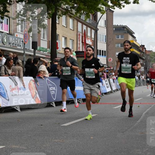 20.09.2026 - PSD Bank Halbmarathon J. Mangold http://msf.ph/oto/10510221 20.09.2026 11:35:03 Ziel 1050, 1195, 1377, 1673, 1708, 3001, 3067 meine-sportfotos.de
