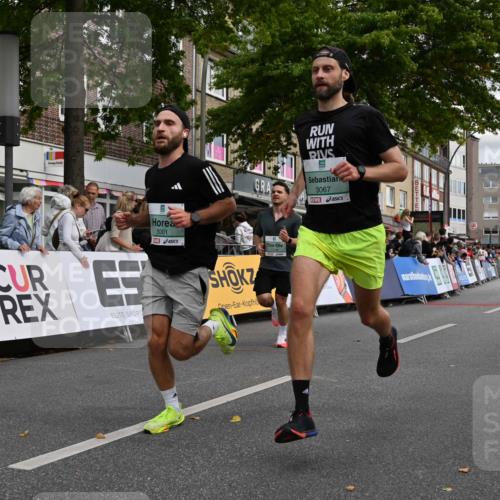 20.09.2026 - PSD Bank Halbmarathon J. Mangold http://msf.ph/oto/10510251 20.09.2026 11:35:04 Ziel 1050, 1377, 1673, 1708, 3001, 3067 meine-sportfotos.de