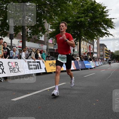 20.09.2026 - PSD Bank Halbmarathon J. Mangold http://msf.ph/oto/10510271 20.09.2026 11:35:08 Ziel 1050, 1355, 1708, 3001, 3067 meine-sportfotos.de
