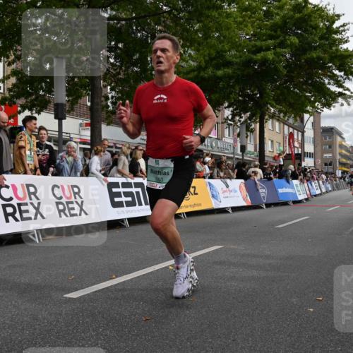 20.09.2026 - PSD Bank Halbmarathon J. Mangold http://msf.ph/oto/10510274 20.09.2026 11:35:08 Ziel 1050, 1355, 1708, 3001, 3067 meine-sportfotos.de