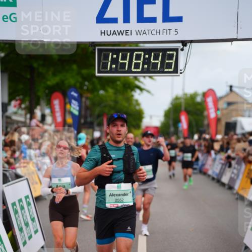 20.09.2026 - PSD Bank Halbmarathon LAZAROV Photography http://msf.ph/oto/10510290 20.09.2026 11:48:43 Ziel 2311, 2552, 2571, 3635, 3761, 4585 meine-sportfotos.de