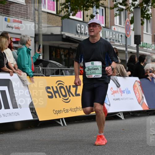 20.09.2026 - PSD Bank Halbmarathon J. Mangold http://msf.ph/oto/10510293 20.09.2026 11:35:14 Ziel 1355, 2525, 3878, 4131 meine-sportfotos.de