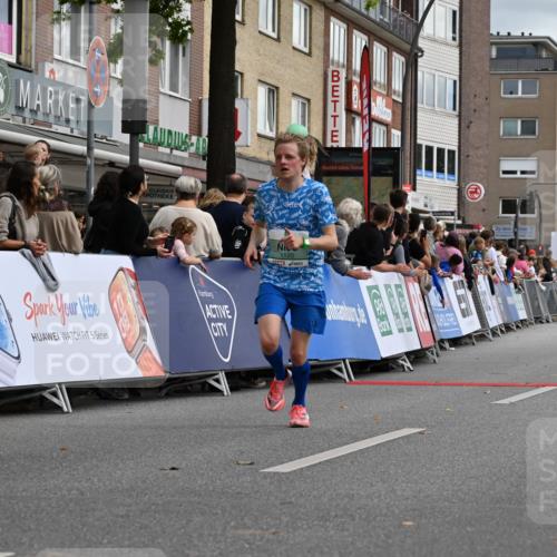 20.09.2026 - PSD Bank Halbmarathon J. Mangold http://msf.ph/oto/10510371 20.09.2026 11:35:27 Ziel 1520, 4649 meine-sportfotos.de