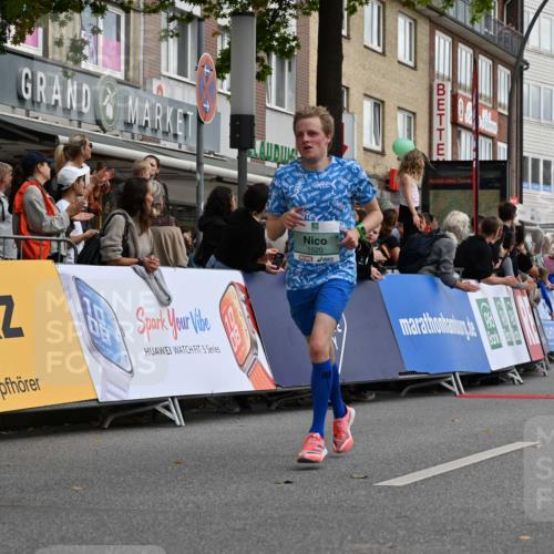 20.09.2026 - PSD Bank Halbmarathon J. Mangold http://msf.ph/oto/10510379 20.09.2026 11:35:27 Ziel 1520, 4649 meine-sportfotos.de