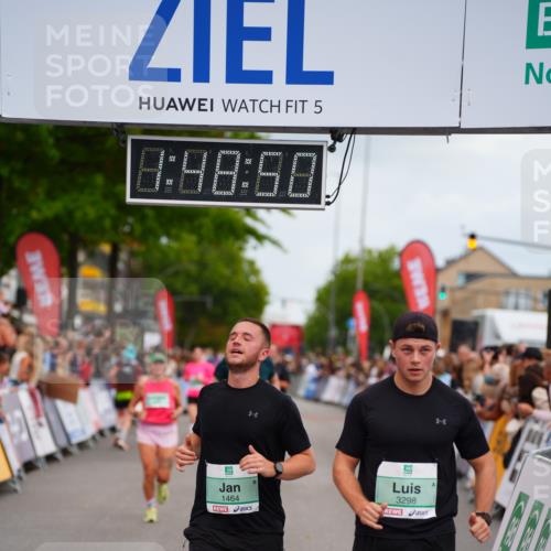 20.09.2026 - PSD Bank Halbmarathon LAZAROV Photography http://msf.ph/oto/10510430 20.09.2026 11:48:50 Ziel 1464, 2311, 2552, 2571, 3298, 3635, 3761, 4627 meine-sportfotos.de