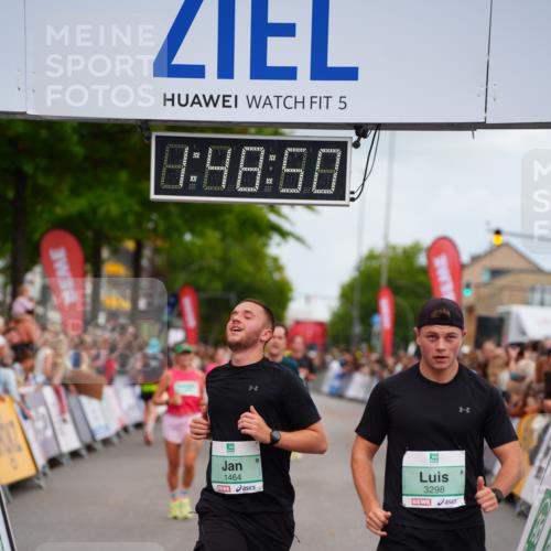 20.09.2026 - PSD Bank Halbmarathon LAZAROV Photography http://msf.ph/oto/10510439 20.09.2026 11:48:50 Ziel 1464, 2311, 2552, 2571, 3298, 3635, 3761, 4627 meine-sportfotos.de