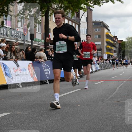 20.09.2026 - PSD Bank Halbmarathon J. Mangold http://msf.ph/oto/10510535 20.09.2026 11:35:43 Ziel 1429, 1614, 1693, 1838, 2244, 2379, 3518, 4705 meine-sportfotos.de