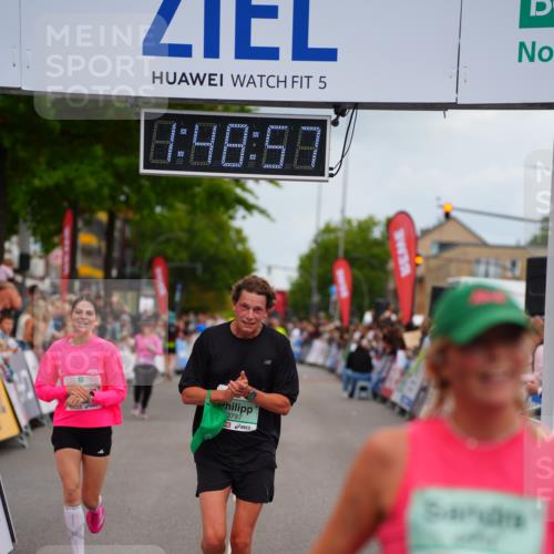 20.09.2026 - PSD Bank Halbmarathon LAZAROV Photography http://msf.ph/oto/10510565 20.09.2026 11:48:56 Ziel 1464, 1559, 3298, 3797, 4627 meine-sportfotos.de