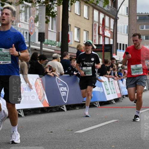 20.09.2026 - PSD Bank Halbmarathon J. Mangold http://msf.ph/oto/10510597 20.09.2026 11:35:55 Ziel 1105, 1739, 1781, 2056, 2349, 2848, 3176, 4500 meine-sportfotos.de