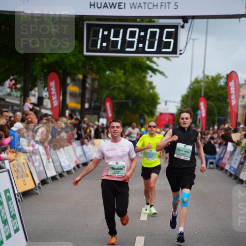 20.09.2026 - PSD Bank Halbmarathon LAZAROV Photography http://msf.ph/oto/10510700 20.09.2026 11:49:05 Ziel 1559, 1845, 2799, 4756 meine-sportfotos.de