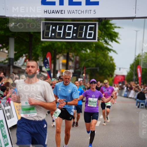 20.09.2026 - PSD Bank Halbmarathon LAZAROV Photography http://msf.ph/oto/10510863 20.09.2026 11:49:16 Ziel 1224, 2420, 4150, 4154, 4208, 4685, 4686, 4756 meine-sportfotos.de
