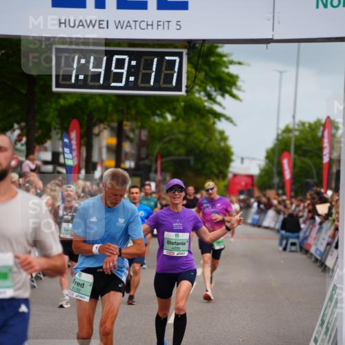 20.09.2026 - PSD Bank Halbmarathon LAZAROV Photography http://msf.ph/oto/10510873 20.09.2026 11:49:16 Ziel 1224, 2420, 4150, 4154, 4208, 4685, 4686, 4756 meine-sportfotos.de