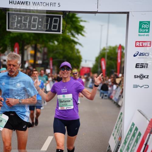 20.09.2026 - PSD Bank Halbmarathon LAZAROV Photography http://msf.ph/oto/10510901 20.09.2026 11:49:17 Ziel 1224, 2420, 4150, 4154, 4208, 4685, 4686 meine-sportfotos.de
