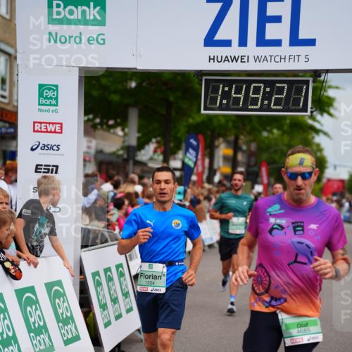 20.09.2026 - PSD Bank Halbmarathon LAZAROV Photography http://msf.ph/oto/10510965 20.09.2026 11:49:20 Ziel 1224, 1577, 2420, 3750, 4150, 4154, 4208, 4685, 4686 meine-sportfotos.de