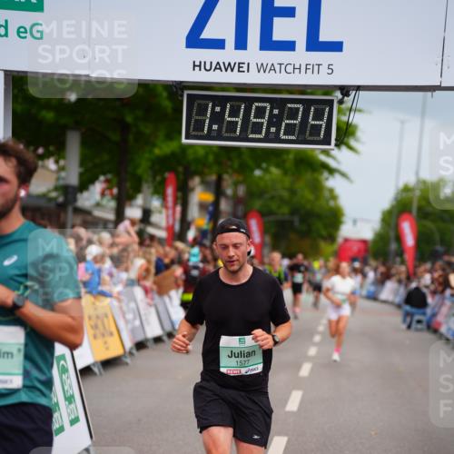 20.09.2026 - PSD Bank Halbmarathon LAZAROV Photography http://msf.ph/oto/10511012 20.09.2026 11:49:23 Ziel 1224, 1577, 2420, 3750, 4150, 4208, 4685, 4686 meine-sportfotos.de