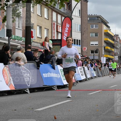 20.09.2026 - PSD Bank Halbmarathon J. Mangold http://msf.ph/oto/10511026 20.09.2026 11:37:01 Ziel 1812, 2925, 3299, 4260, 4779, 4796 meine-sportfotos.de