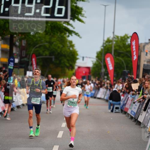 20.09.2026 - PSD Bank Halbmarathon LAZAROV Photography http://msf.ph/oto/10511049 20.09.2026 11:49:25 Ziel 1224, 1577, 2344, 3750, 4150, 4208, 4685 meine-sportfotos.de