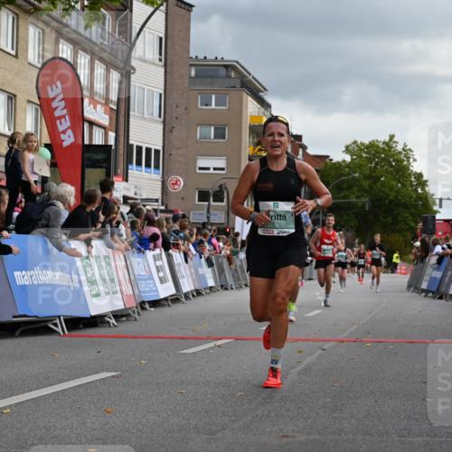 20.09.2026 - PSD Bank Halbmarathon J. Mangold http://msf.ph/oto/10511102 20.09.2026 11:37:16 Ziel 1676, 2102, 3295, 3312, 3359, 3629, 4132, 4571 meine-sportfotos.de