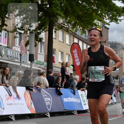 20.09.2026 - PSD Bank Halbmarathon J. Mangold http://msf.ph/oto/10511126 20.09.2026 11:37:17 Ziel 1676, 3295, 3312, 3359, 3629, 4132, 4571 meine-sportfotos.de