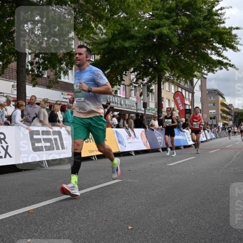 20.09.2026 - PSD Bank Halbmarathon J. Mangold http://msf.ph/oto/10511198 20.09.2026 11:37:20 Ziel 1676, 1944, 2735, 3295, 3312, 3629, 4132 meine-sportfotos.de