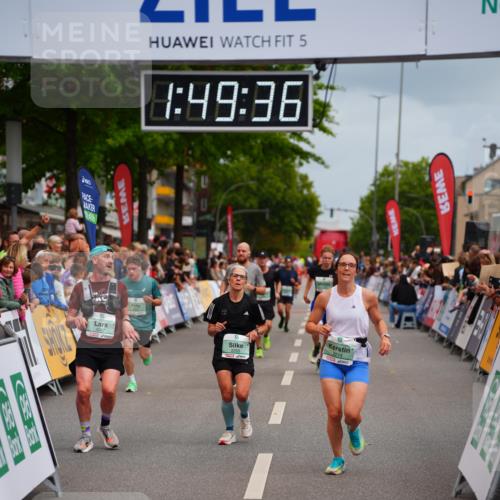 20.09.2026 - PSD Bank Halbmarathon LAZAROV Photography http://msf.ph/oto/10511299 20.09.2026 11:49:35 Ziel 1025, 1233, 1720, 2255, 2330, 2344, 3214, 3355 meine-sportfotos.de