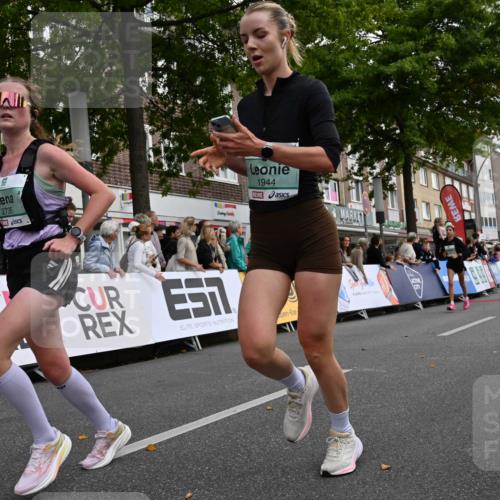 20.09.2026 - PSD Bank Halbmarathon J. Mangold http://msf.ph/oto/10511314 20.09.2026 11:37:27 Ziel 1291, 1353, 1944, 2500, 2735, 4127, 4132 meine-sportfotos.de