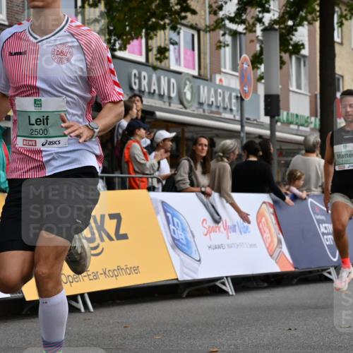 20.09.2026 - PSD Bank Halbmarathon J. Mangold http://msf.ph/oto/10511336 20.09.2026 11:37:31 Ziel 1291, 1353, 1944, 2500, 2735, 3296, 4127, 4371 meine-sportfotos.de