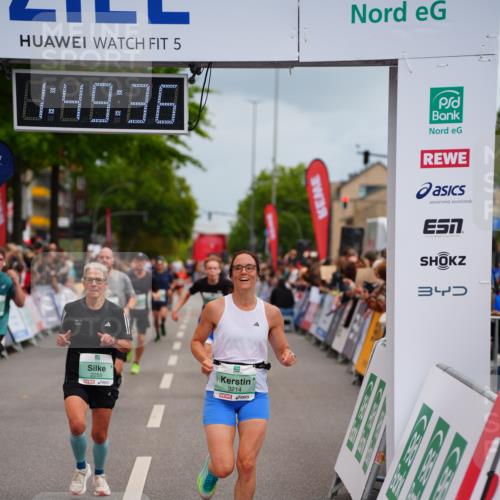 20.09.2026 - PSD Bank Halbmarathon LAZAROV Photography http://msf.ph/oto/10511340 20.09.2026 11:49:36 Ziel 1025, 1233, 1248, 1720, 2255, 2330, 2344, 3214, 3355 meine-sportfotos.de