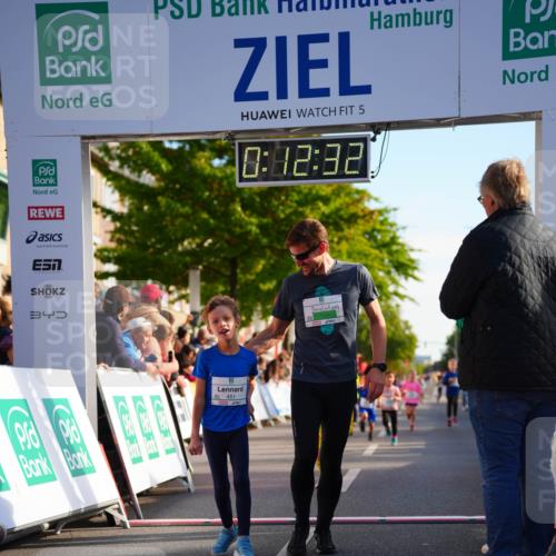 20.09.2026 - PSD Bank Halbmarathon LAZAROV Photography http://msf.ph/oto/10511390 20.09.2026 10:31:56 Laufen 5, 0, 12, 32, 34, 451 meine-sportfotos.de