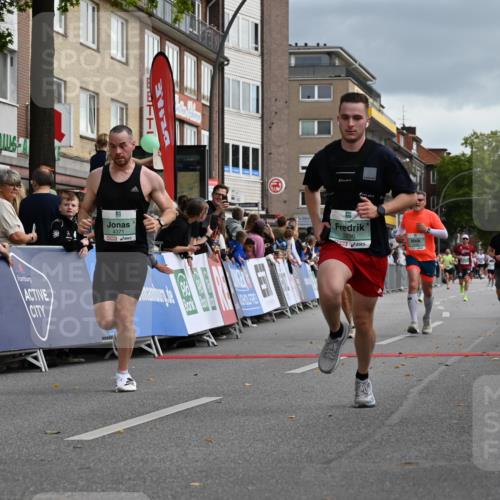 20.09.2026 - PSD Bank Halbmarathon J. Mangold http://msf.ph/oto/10511391 20.09.2026 11:37:38 Ziel 1219, 1291, 3100, 3296, 4127, 4371, 4766 meine-sportfotos.de