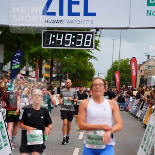 20.09.2026 - PSD Bank Halbmarathon LAZAROV Photography http://msf.ph/oto/10511394 20.09.2026 11:49:37 Ziel 1025, 1233, 1248, 1720, 2255, 2330, 3214, 3355 meine-sportfotos.de