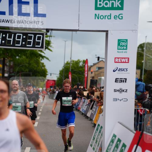 20.09.2026 - PSD Bank Halbmarathon LAZAROV Photography http://msf.ph/oto/10511408 20.09.2026 11:49:38 Ziel 1025, 1233, 1248, 1720, 2255, 2330, 3214, 3355 meine-sportfotos.de