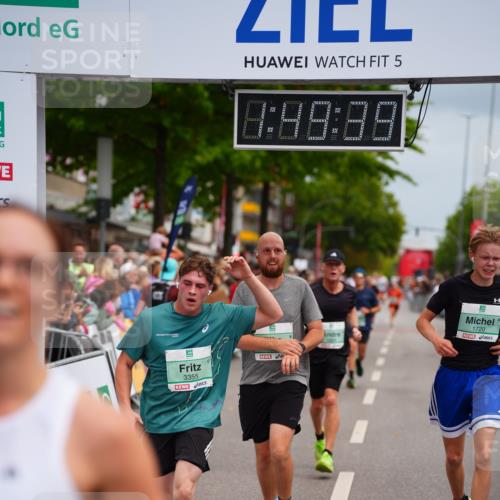 20.09.2026 - PSD Bank Halbmarathon LAZAROV Photography http://msf.ph/oto/10511436 20.09.2026 11:49:39 Ziel 1025, 1248, 1720, 2255, 2330, 3214, 3355 meine-sportfotos.de