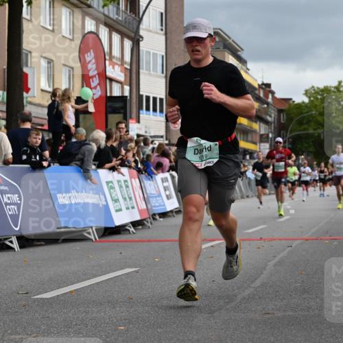 20.09.2026 - PSD Bank Halbmarathon J. Mangold http://msf.ph/oto/10511496 20.09.2026 11:37:43 Ziel 1219, 2161, 3100, 3296, 4163, 4371, 4415, 4437, 4766 meine-sportfotos.de