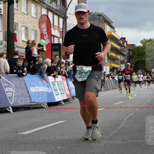 20.09.2026 - PSD Bank Halbmarathon J. Mangold http://msf.ph/oto/10511500 20.09.2026 11:37:43 Ziel 1219, 2161, 3100, 3296, 4163, 4371, 4415, 4437, 4766 meine-sportfotos.de