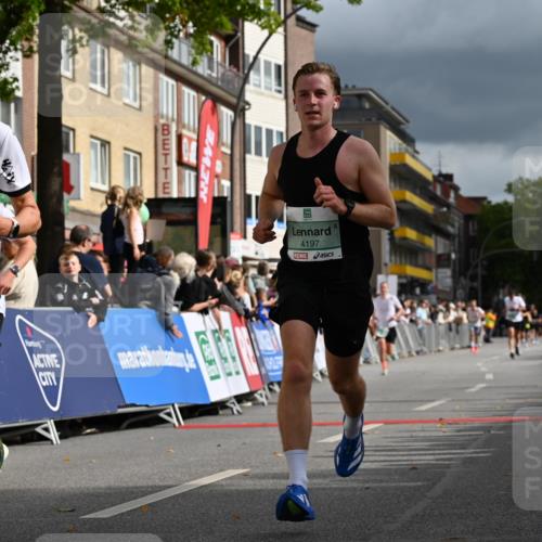 20.09.2026 - PSD Bank Halbmarathon J. Mangold http://msf.ph/oto/10511624 20.09.2026 11:37:55 Ziel 1062, 1187, 2161, 3095, 3164, 4163, 4197 meine-sportfotos.de