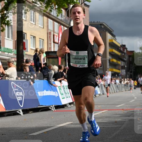 20.09.2026 - PSD Bank Halbmarathon J. Mangold http://msf.ph/oto/10511629 20.09.2026 11:37:55 Ziel 1062, 1187, 2161, 3095, 3164, 4163, 4197 meine-sportfotos.de