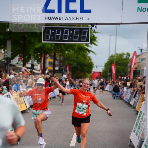 20.09.2026 - PSD Bank Halbmarathon LAZAROV Photography http://msf.ph/oto/10511641 20.09.2026 11:49:52 Ziel 1416, 3614, 4278, 4279, 4612 meine-sportfotos.de