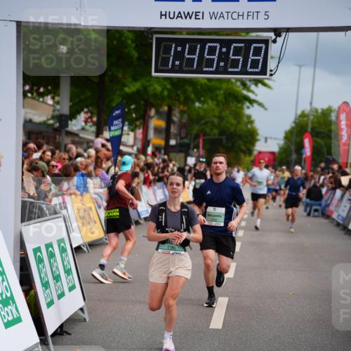 20.09.2026 - PSD Bank Halbmarathon LAZAROV Photography http://msf.ph/oto/10511726 20.09.2026 11:49:57 Ziel 1416, 2765, 2962, 4278, 4279 meine-sportfotos.de