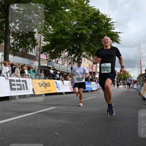 20.09.2026 - PSD Bank Halbmarathon J. Mangold http://msf.ph/oto/10511727 20.09.2026 11:38:11 Ziel 1036, 2668, 2673, 2691, 3464, 3631, 3990, 4147, 4344, 4767 meine-sportfotos.de
