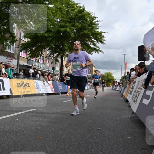 20.09.2026 - PSD Bank Halbmarathon J. Mangold http://msf.ph/oto/10511759 20.09.2026 11:38:15 Ziel 1036, 1915, 2673, 2691, 3464, 3990, 4344, 4767 meine-sportfotos.de
