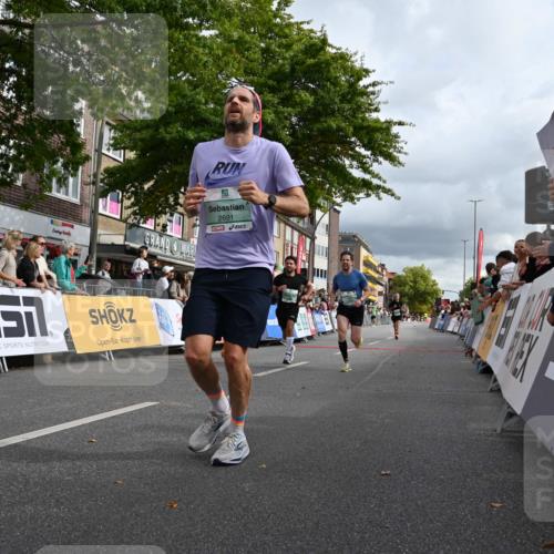 20.09.2026 - PSD Bank Halbmarathon J. Mangold http://msf.ph/oto/10511770 20.09.2026 11:38:16 Ziel 1036, 1915, 2673, 2691, 3464, 3990, 4344, 4767 meine-sportfotos.de