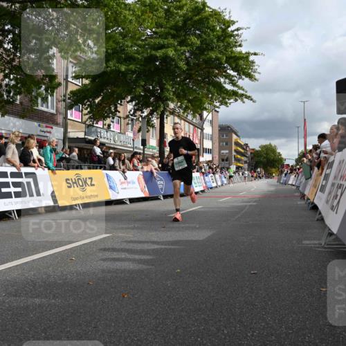 20.09.2026 - PSD Bank Halbmarathon J. Mangold http://msf.ph/oto/10511798 20.09.2026 11:38:20 Ziel 1036, 1915, 2691, 4305, 4344, 4767 meine-sportfotos.de
