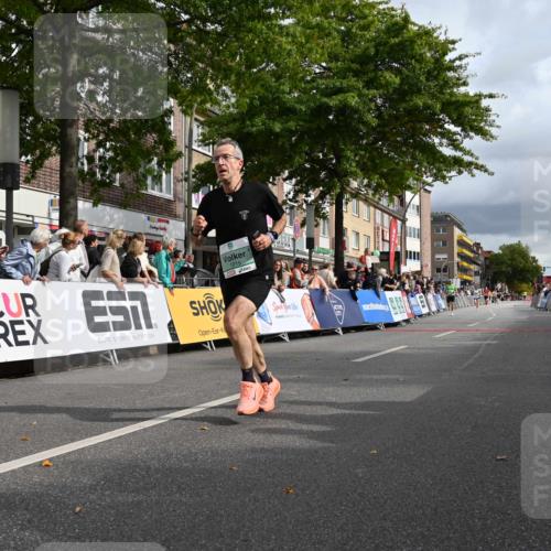 20.09.2026 - PSD Bank Halbmarathon J. Mangold http://msf.ph/oto/10511814 20.09.2026 11:38:21 Ziel 1036, 1915, 4305, 4344, 4767 meine-sportfotos.de